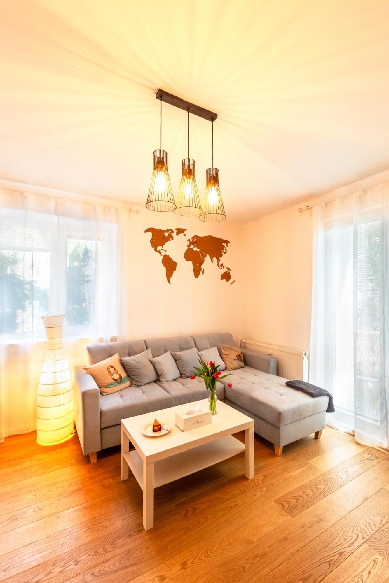 Quiet Apartment In New City Center, Nivy Братислава Екстер'єр фото